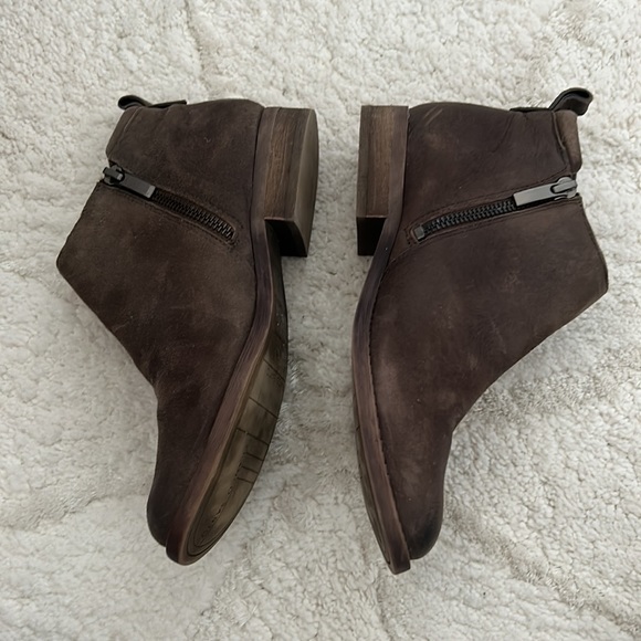 Franco Sarto Artist Collection Flat Ankle Booties - Distressed look - Picture 3 of 7